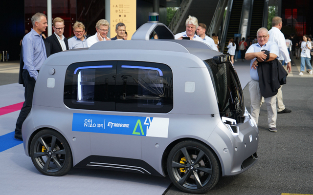 無人物流車扎堆背后:一場新技術革命正在拉開大閘!