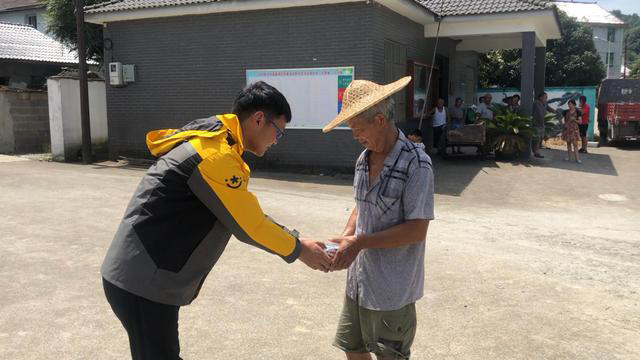 助力快遞進村，韻達5G無人機載貨首飛